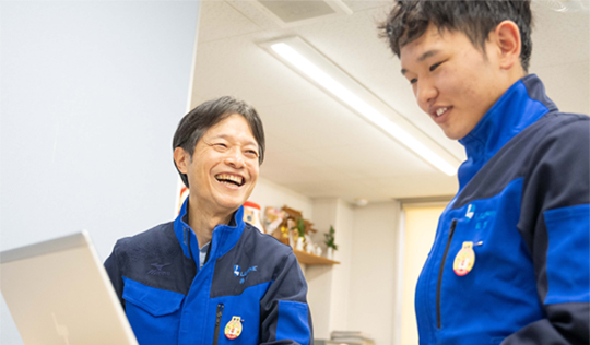 インターンシップの働く様子